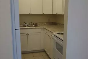 300 NW 20th Ave, Gainesville, FL 32609 - Photo 13