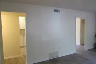 300 NW 20th Ave, Gainesville, FL 32609 - Photo 3