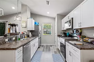 14208 NW 136th Terrace, Alachua, FL 32615 - Photo 9