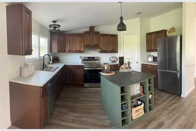 19456 161st Court, O'Brien, FL 32071 - Photo 9