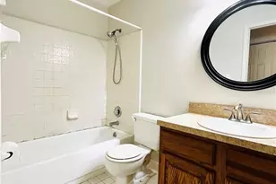 5221 SW 97th Dr, Gainesville, FL 32608 - Photo 11