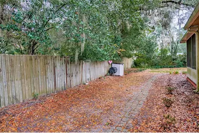 931 NW 31st Avenue, Gainesville, FL 32609 - Photo 21