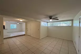 217 NW 36th Dr, Gainesville, FL 32607 - Photo 11