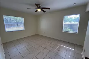217 NW 36th Dr, Gainesville, FL 32607 - Photo 17