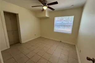 217 NW 36th Dr, Gainesville, FL 32607 - Photo 19