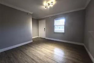 914 SW 8th Ave, Gainesville, FL 32601 - Photo 7