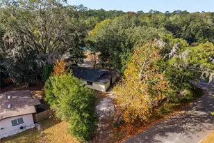 1919 NE 17th Dr, Gainesville, FL 32609 - Photo 3