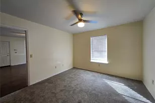 2360 SW Archer Rd, Gainesville, FL 32608 - Photo 13