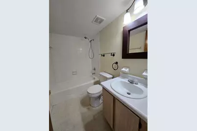 2360 SW Archer Road #604, Gainesville, FL 32608 - Photo 15