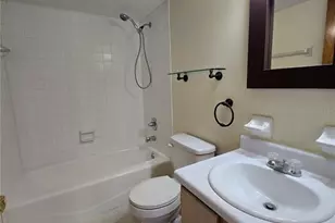 2360 SW Archer Rd, Gainesville, FL 32608 - Photo 15