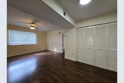 2360 SW Archer Road #604, Gainesville, FL 32608 - Photo 5