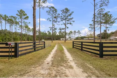14421 NW 214th Terrace, High Springs, FL 32643 - Photo 1