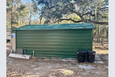 1058 NW 78th Avenue, Bell, FL 32619 - Photo 9