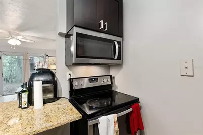 1015 SW 9th Street #C4, Gainesville, FL 32601 - Photo 13