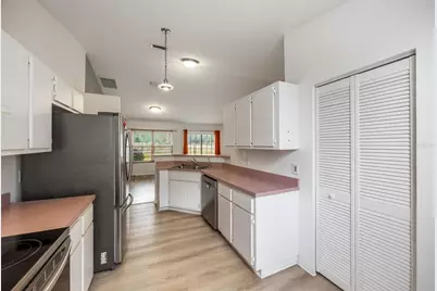 5431 NW 35th Drive, Gainesville, FL 32653 - Photo 11