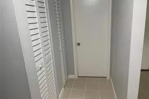 2811 SW Archer Rd, Gainesville, FL 32608 - Photo 3