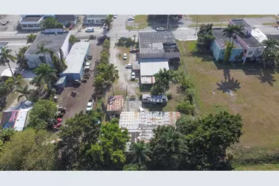 185 E Main Street, Pahokee, FL 33476 - Photo 13