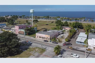 185 E Main Street, Pahokee, FL 33476 - Photo 11