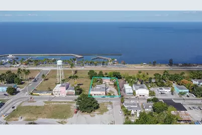 185 E Main Street, Pahokee, FL 33476 - Photo 9