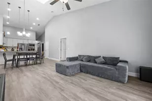 1088 NW 126 Way, Newberry, FL 32669 - Photo 11