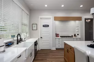 3642 NW 49th Dr, Gainesville, FL 32606 - Photo 11