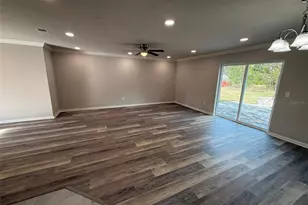 8424 NW 4th Pl, Gainesville, FL 32607 - Photo 5