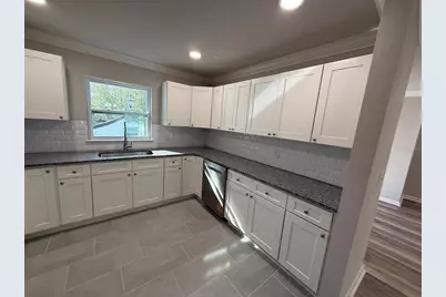 8424 NW 4th Place, Gainesville, FL 32607 - Photo 11