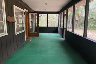 8093 Breezy Point Rd E, Melrose, FL 32666 - Photo 7