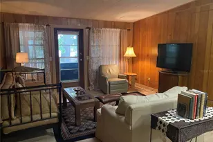 8093 Breezy Point Rd E, Melrose, FL 32666 - Photo 5