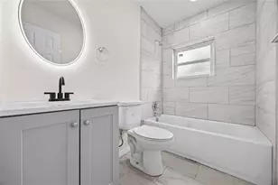 2203 NE 8th Ave, Gainesville, FL 32641 - Photo 13