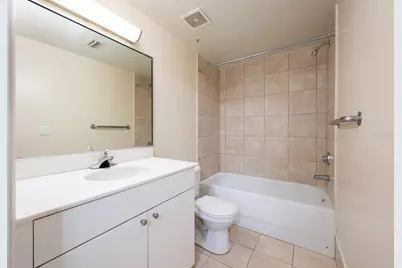 2515 SW 35th Place #103, Gainesville, FL 32608 - Photo 15