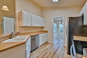 5006 NW 22nd St, Gainesville, FL 32605 - Photo 9