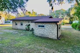 18713 Charlotte Ave, Brooker, FL 32622 - Photo 23