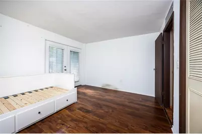 709 SW 75th Street #105, Gainesville, FL 32607 - Photo 17