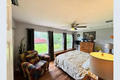 8435 NW 6th Avenue, Gainesville, FL 32607 - Photo 15
