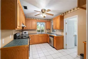 806 NW 21st St, Gainesville, FL 32603 - Photo 17