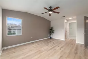 6249 NW 106th Pl, Alachua, FL 32615 - Photo 5