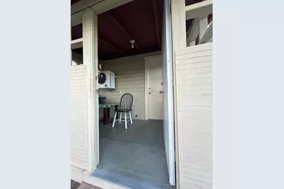 1821 SE 6th Avenue, Gainesville, FL 32641 - Photo 7