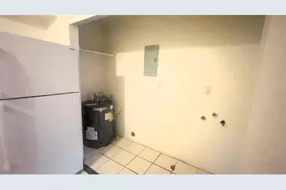 707 SW 68th Terrace #A-D, Gainesville, FL 32607 - Photo 13