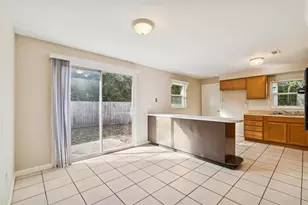 610 NW 34th St, Gainesville, FL 32607 - Photo 3