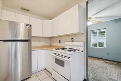 1814 NE 6th Terrace, Gainesville, FL 32609 - Photo 13