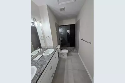 4551 NW 49th Street #104, Gainesville, FL 32606 - Photo 19