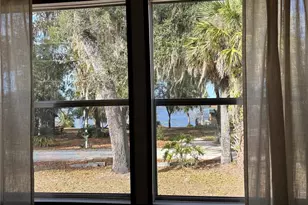 111 Little Orange Lake Dr, Hawthorne, FL 32640 - Photo 5