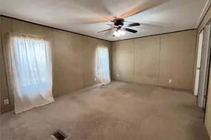 111 Little Orange Lake Dr, Hawthorne, FL 32640 - Photo 13