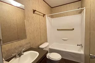 111 Little Orange Lake Dr, Hawthorne, FL 32640 - Photo 17