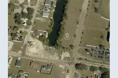 1628 NE 10th Place, Cape Coral, FL 33909 - Photo 3