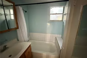 403 NW 25 St, Gainesville, FL 32607 - Photo 11