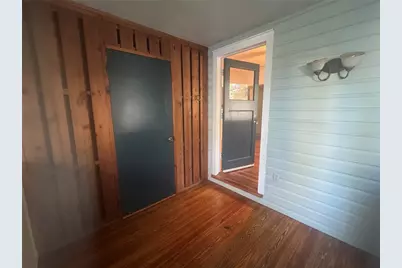 927 NE 7th Avenue, Gainesville, FL 32601 - Photo 3