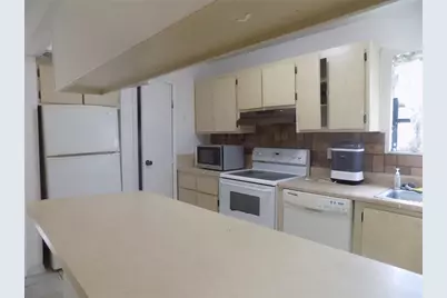 2811 SW Archer Road #x 201, Gainesville, FL 32608 - Photo 13