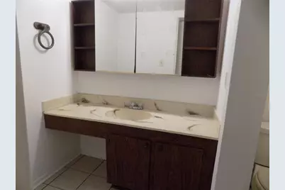 2811 SW Archer Road #x 201, Gainesville, FL 32608 - Photo 17